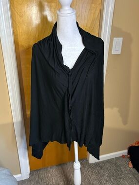 BAMBOOBIES Black Draped Open Front nursing shawl/cover